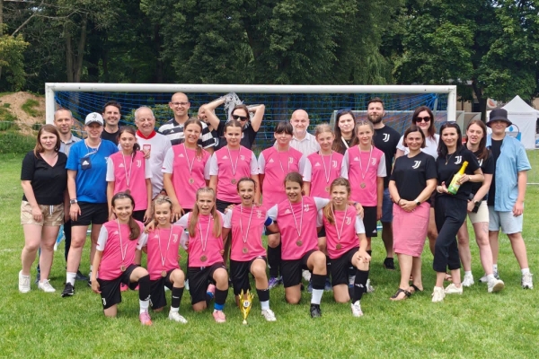 🏆🥇 ZWYCIĘSTWO NASZYCH DZIEWCZYN W KALISZU! ⚽